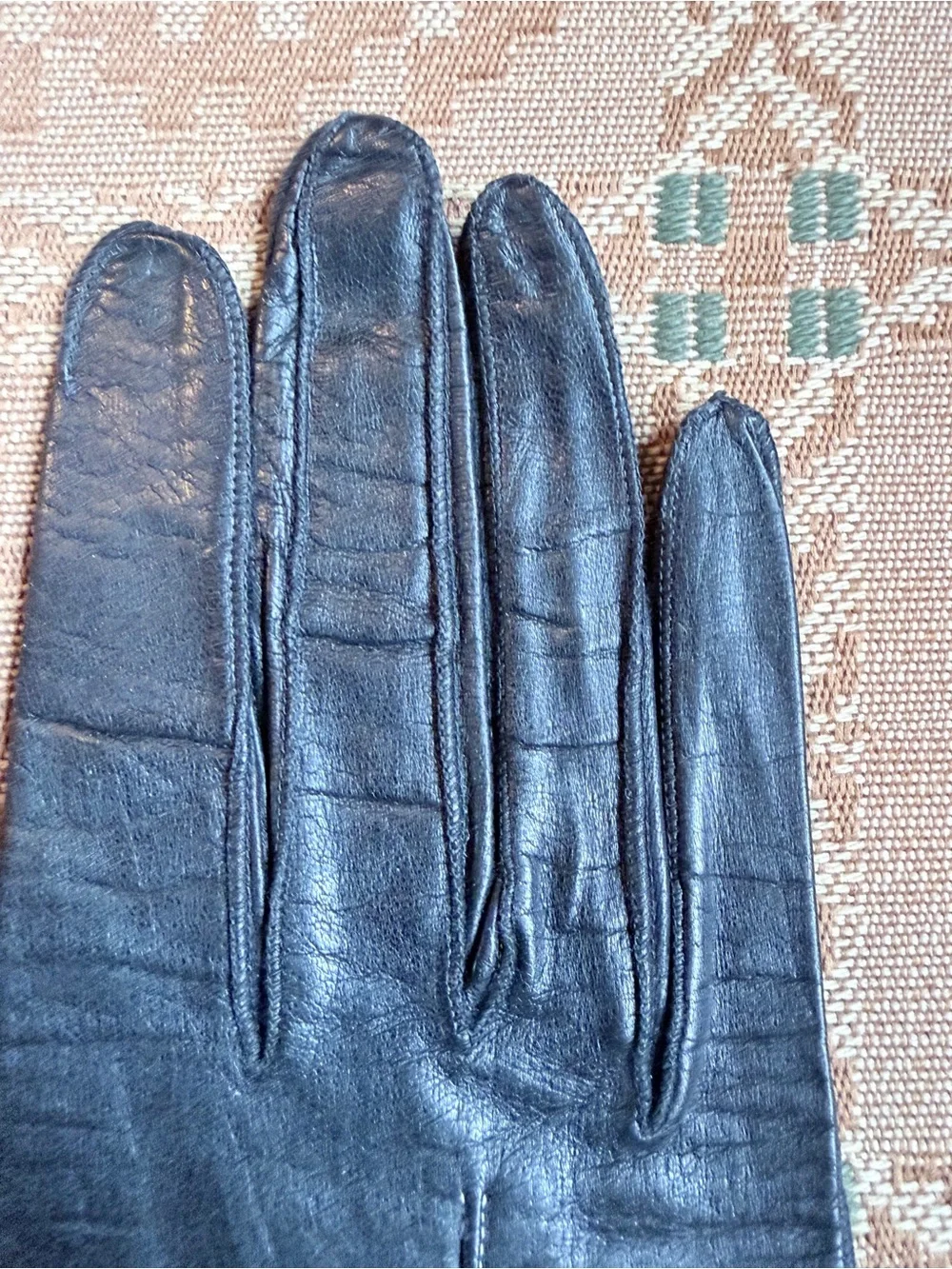 Vintage Meyers Make Black Leather Gloves Made in USA Women’s Size 7½